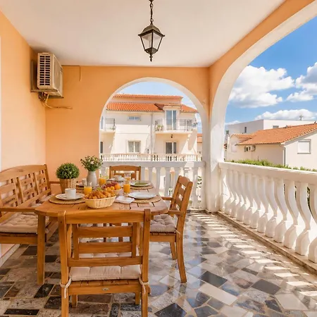 Inreisen Dolmar Apartament Vodice